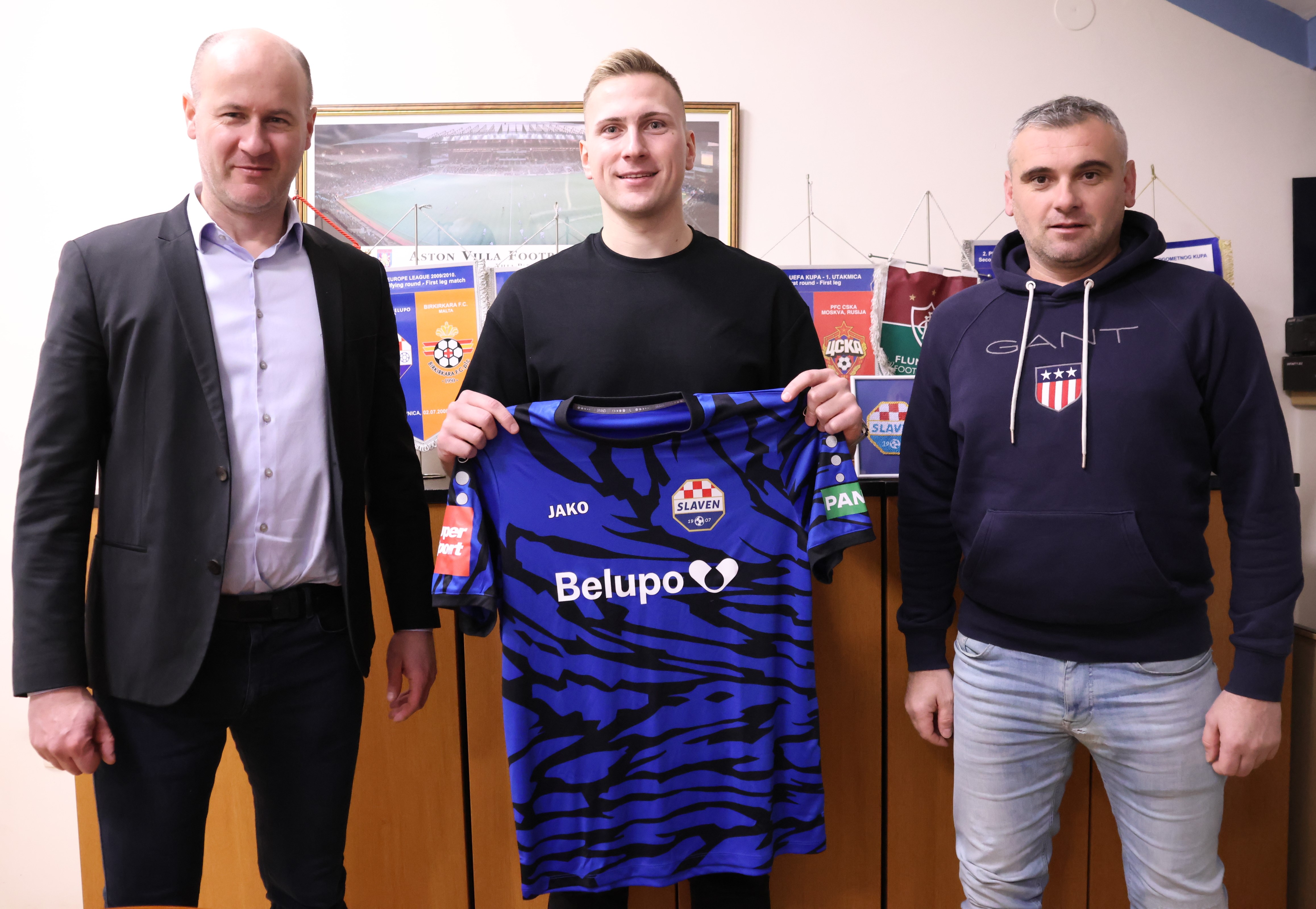 Vratari Ivan Čović i Matija Jesenović potpisali nove ugovore sa Slaven ...